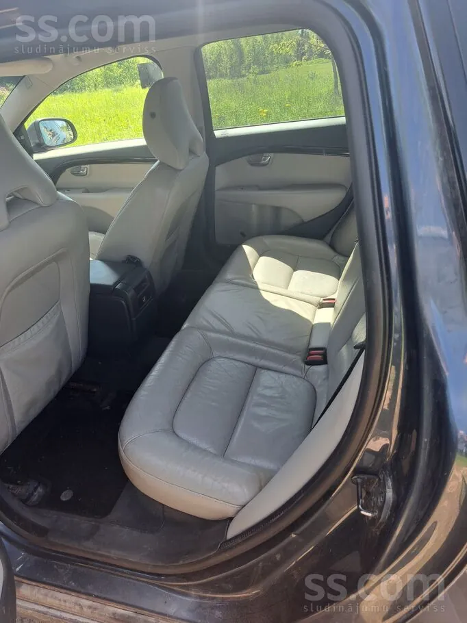 Volvo V70 2007 photo 2