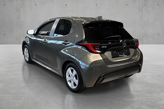 Toyota Yaris 2024 photo 3