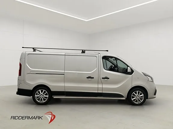 Renault Trafic 2017 photo 2