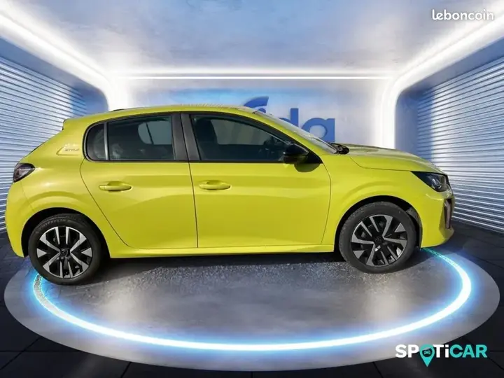 Peugeot 208 2025 photo 4
