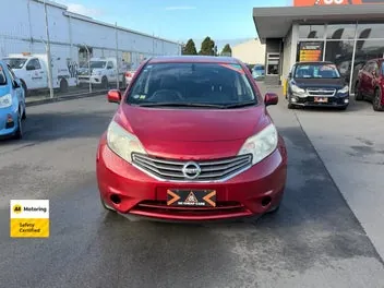 Nissan Note 2012 photo 3