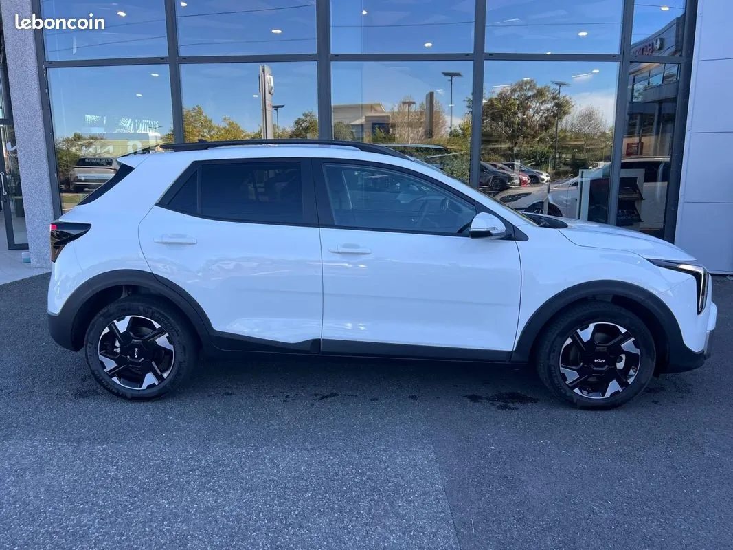 Kia Stonic 2026 photo 2