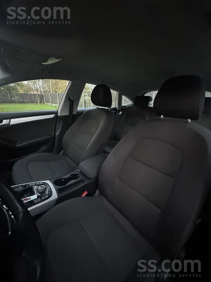 Audi A5 2010 photo 4