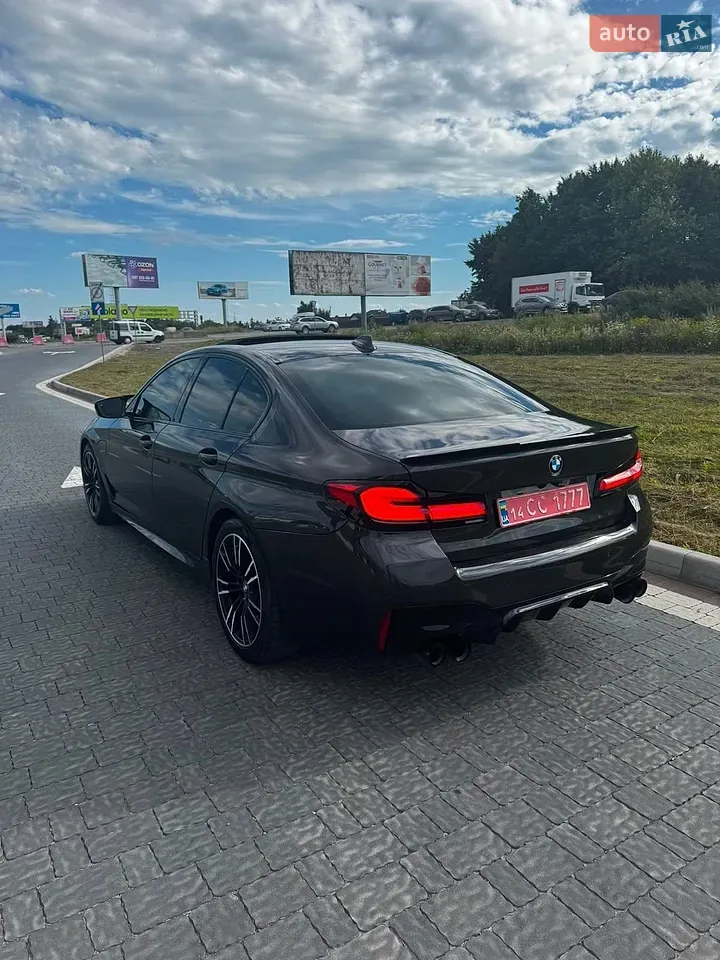 BMW 5 Series 2018 photo 5