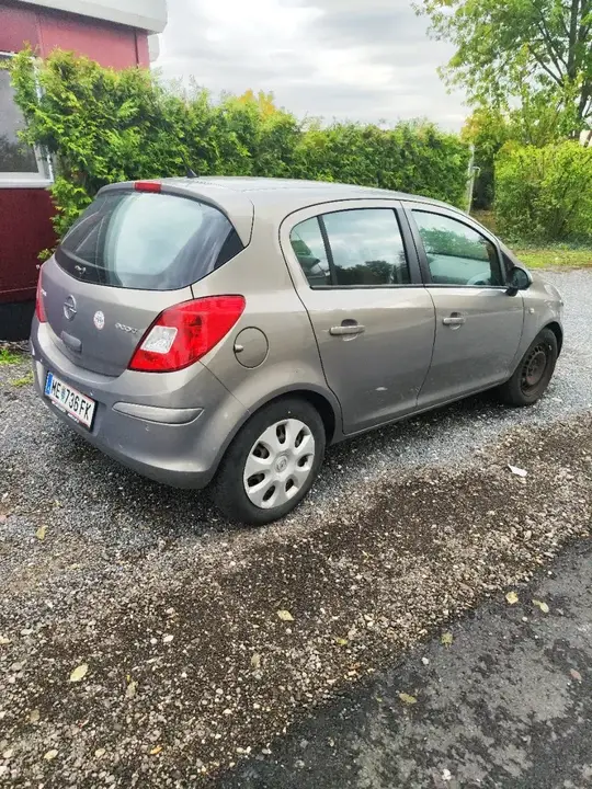 Opel Corsa 2014 photo 2