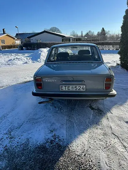 Volvo 144 1971 photo 2