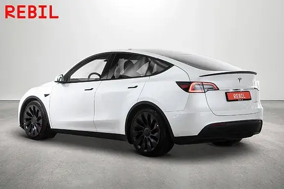 Tesla Model Y 2024 photo 5