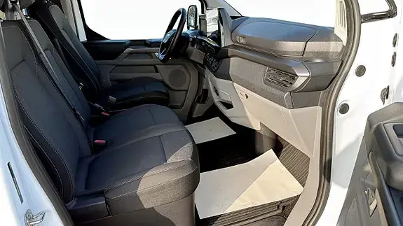 Ford Custom Tourneo 2025 photo 3