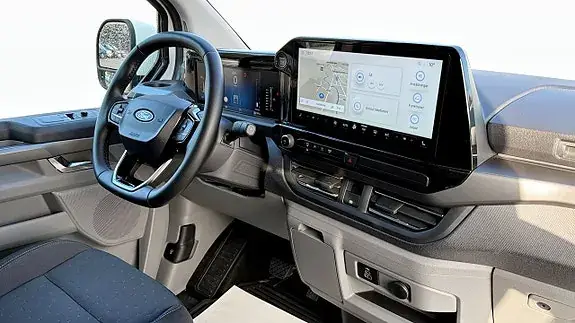Ford Custom Tourneo 2025 photo 4