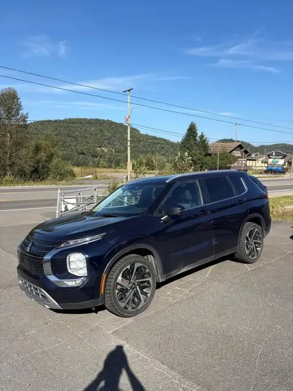 Mitsubishi Outlander 2022 photo 3
