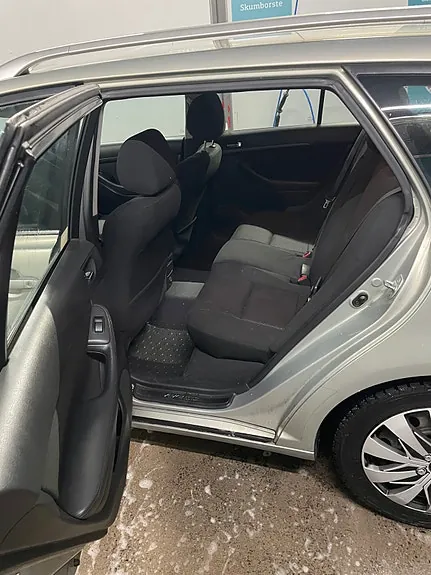 Toyota Avensis 2006 photo 4