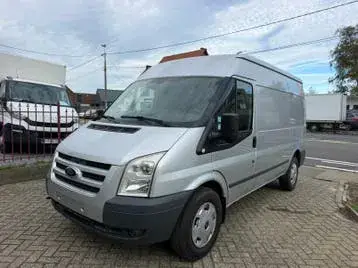 Ford Transit 2011 photo 2