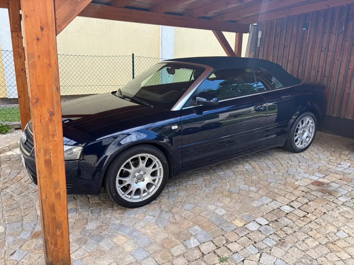 Audi A4 2003 photo 3
