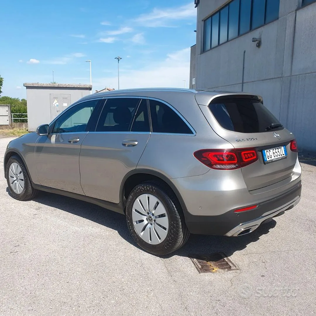 Mercedes-Benz Glc 2021 photo 2