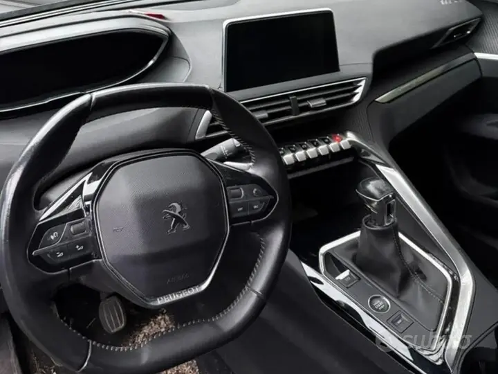 Peugeot 3008 2022 photo 5