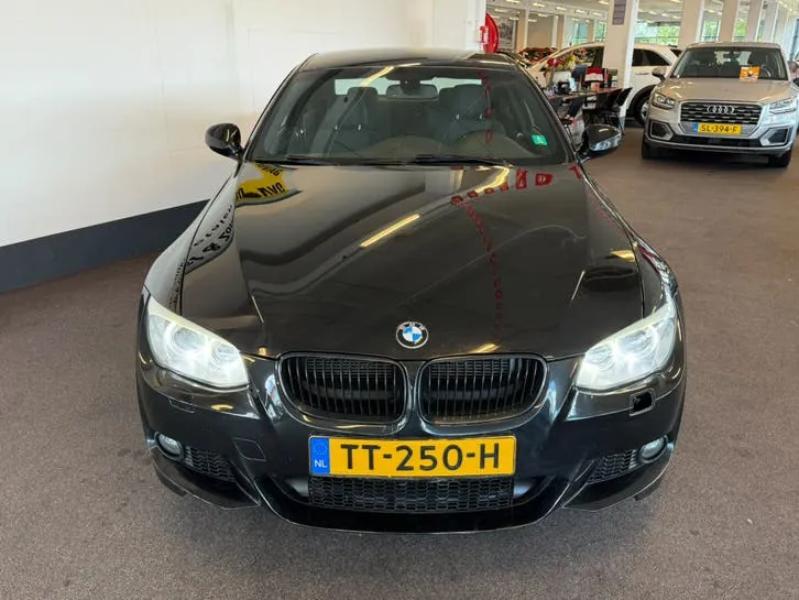 BMW 3-Serie 2011 photo 3