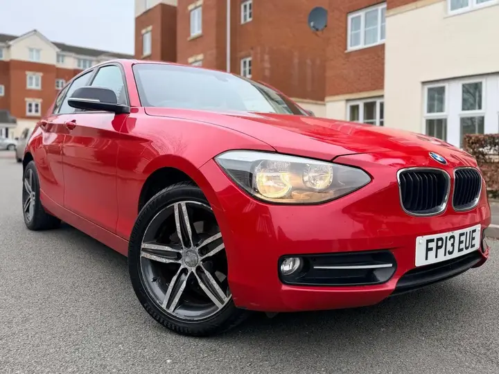 BMW 1 Series 2013 photo 2