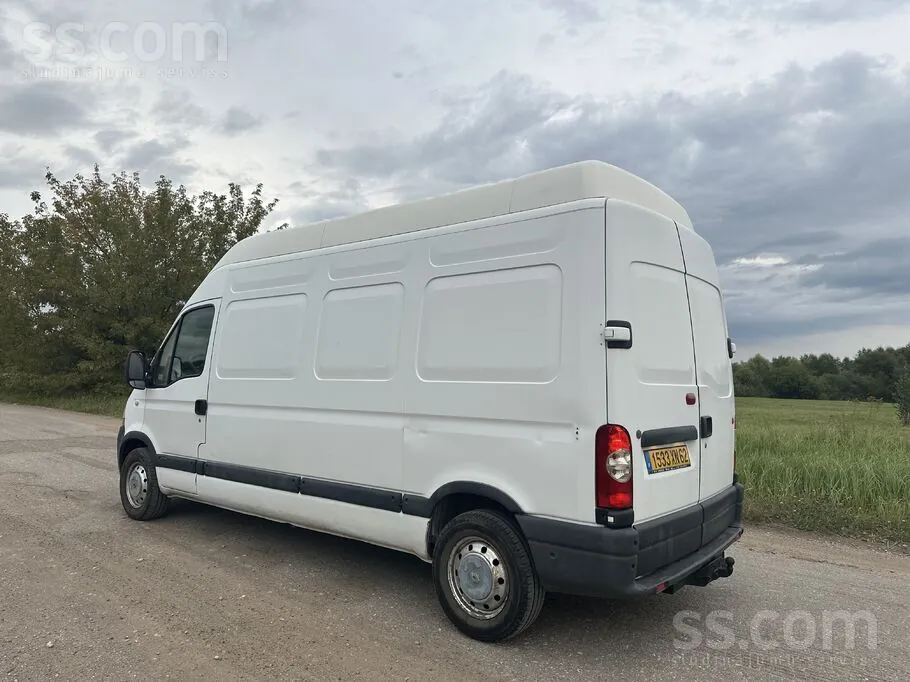 Renault Master 2003 photo 2