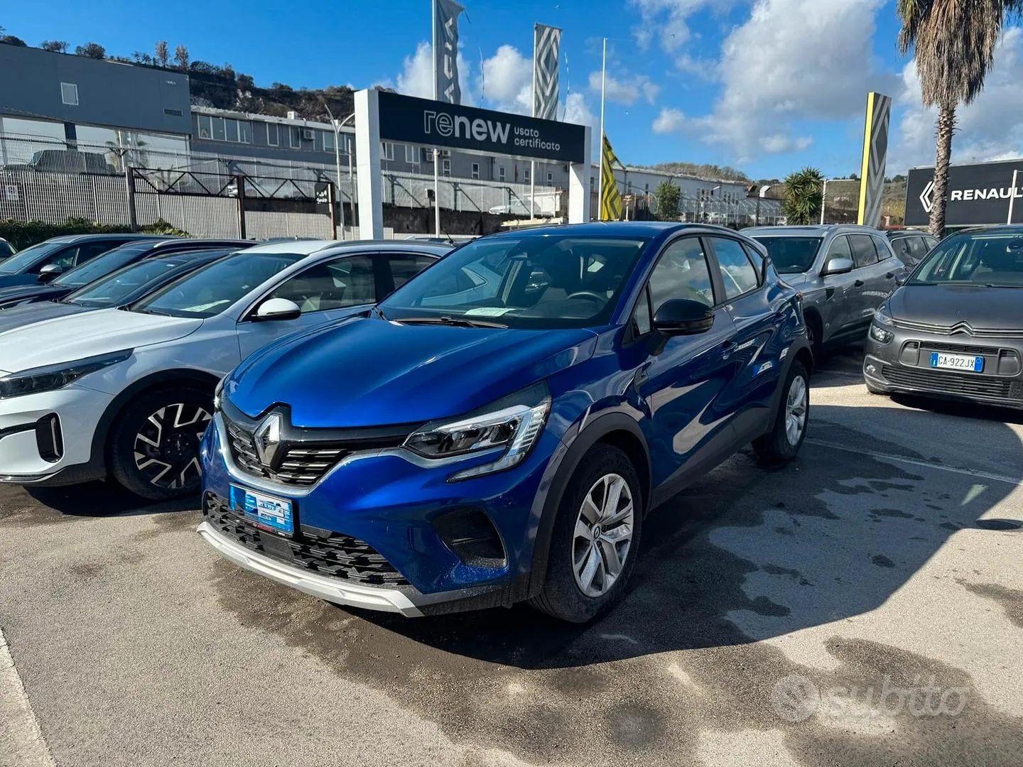 Renault Captur 2024 photo 2