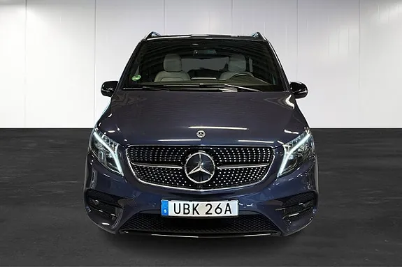 Mercedes-Benz V300 2023 photo 5