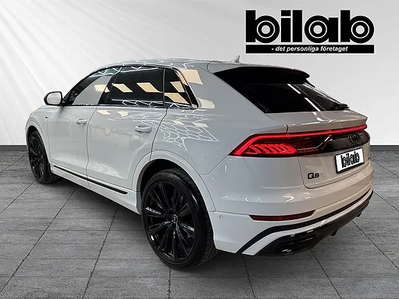 Audi Q8 2023 photo 3