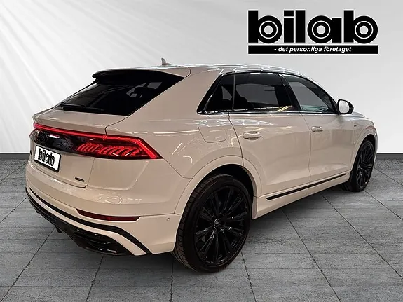Audi Q8 2023 photo 4