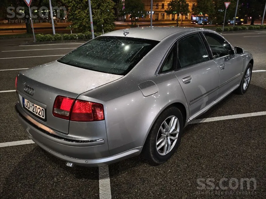 Audi A8 2005 photo 3