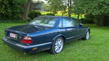 Jaguar Xj8