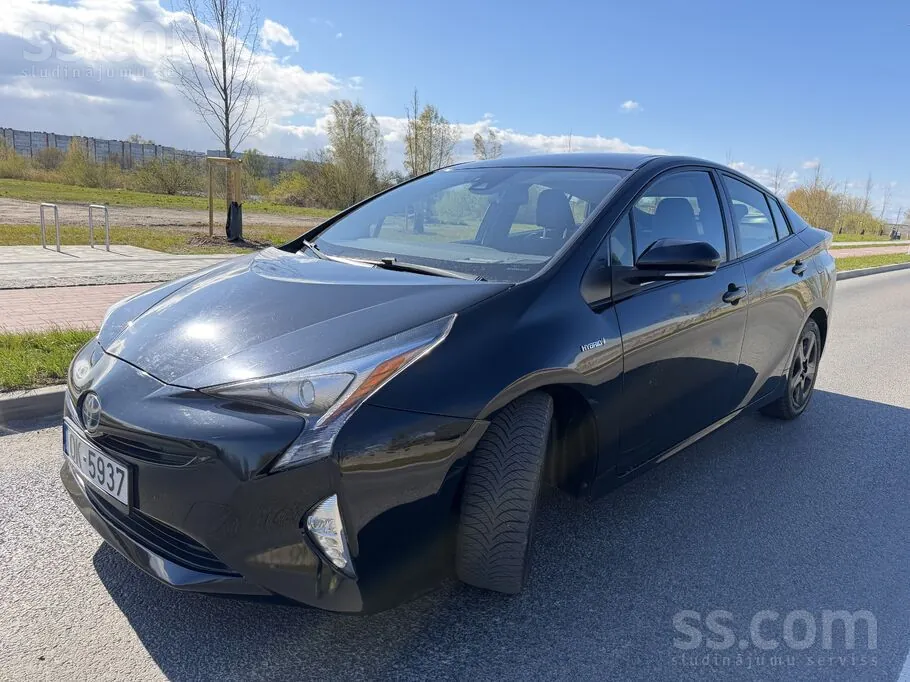 Toyota Prius 2017 photo 4