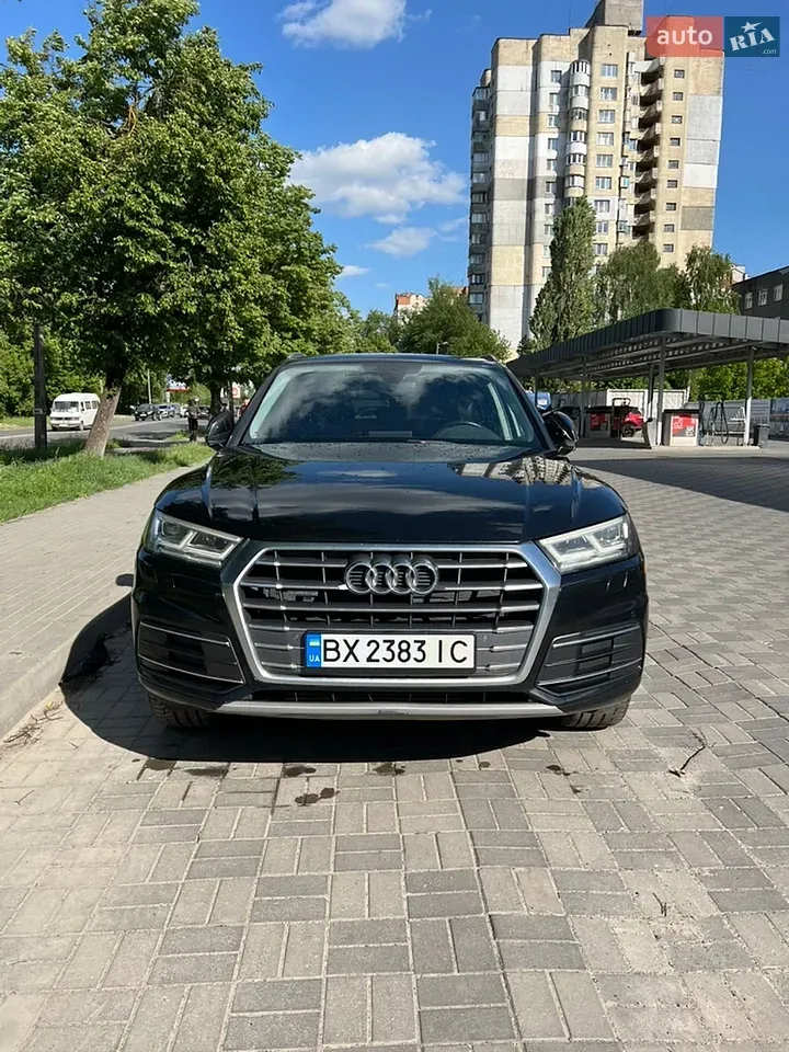 Audi Q5 2017 photo 2
