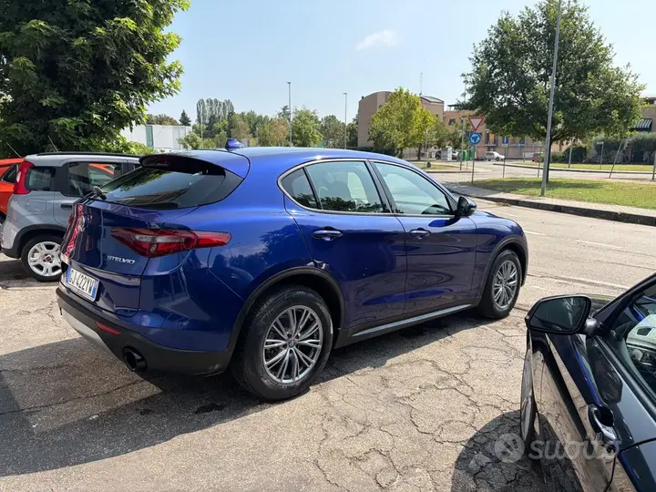 Alfa Romeo Stelvio 2022 photo 5