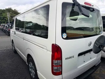 Toyota Hiace 2020 photo 3