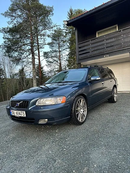 Volvo V70 2007 photo 2