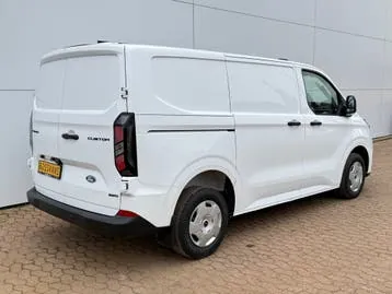 Ford Transit Custom 2024 photo 2