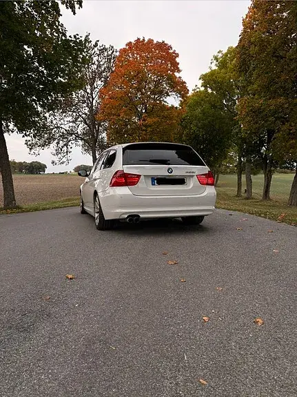 BMW 325I