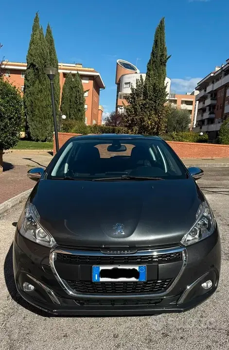 Peugeot 208 2017 photo 5