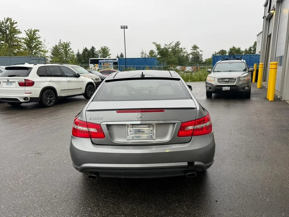 Mercedes-Benz E-Class 2012 photo 5