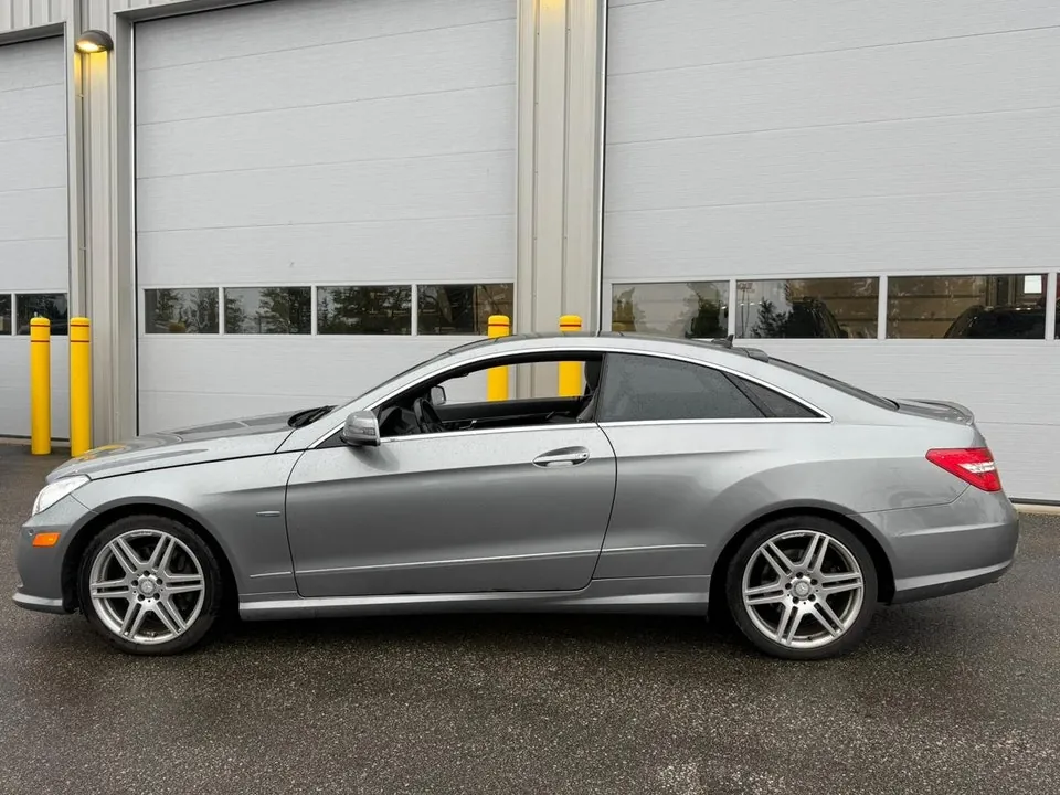 Mercedes-Benz E-Class 2012 photo 3