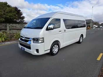 Toyota Hiace 2026 photo 4