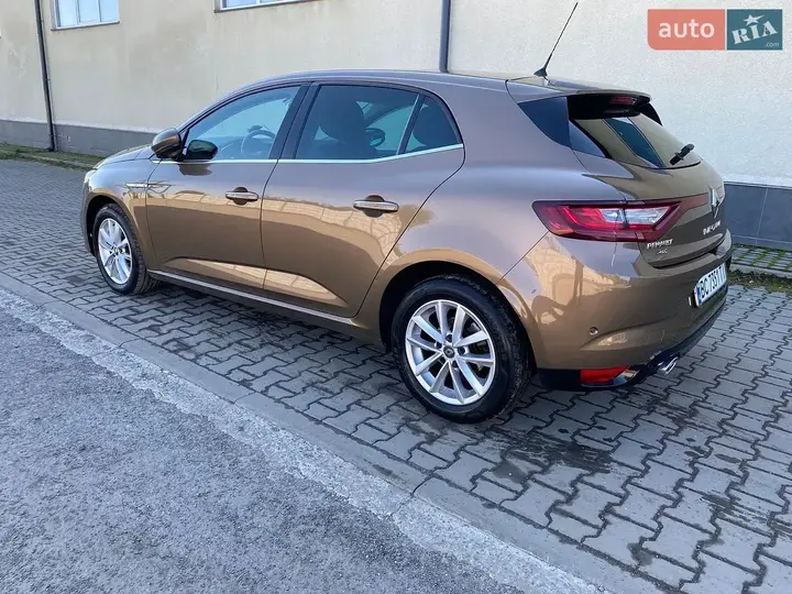 Renault Megane 2017 photo 3