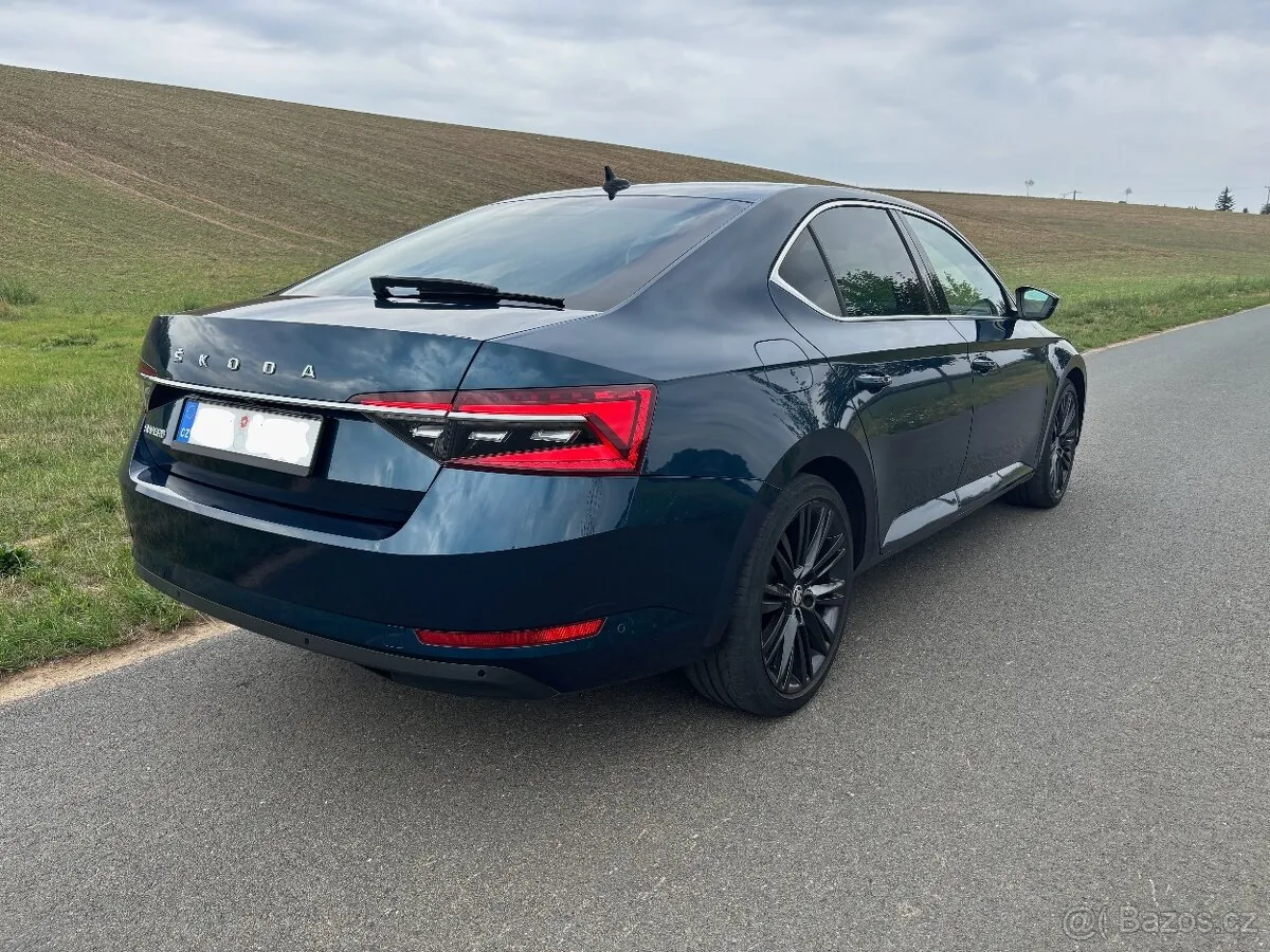 Skoda Superb 2023 photo 3