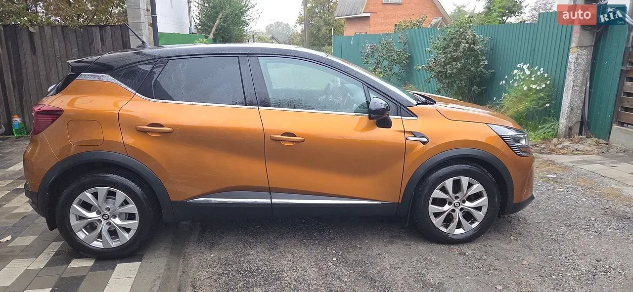 Renault Captur 2021 photo 2