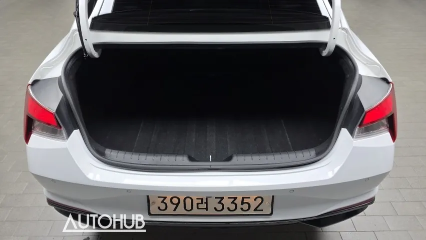 Hyundai Avante 2022 photo 5