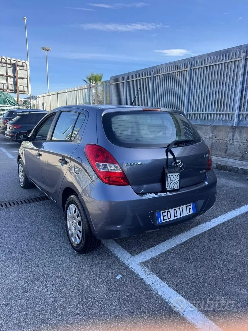 Hyundai I20 2010 photo 4