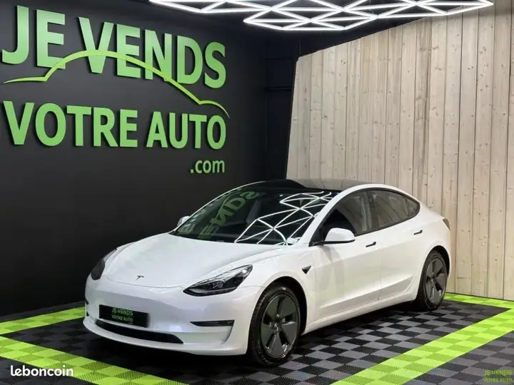 Tesla Model 3 2021 photo 2
