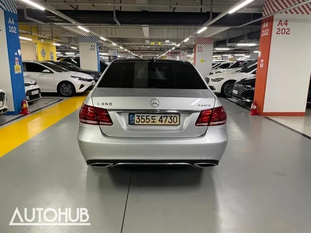 Mercedes-Benz E-Class 2013 photo 3