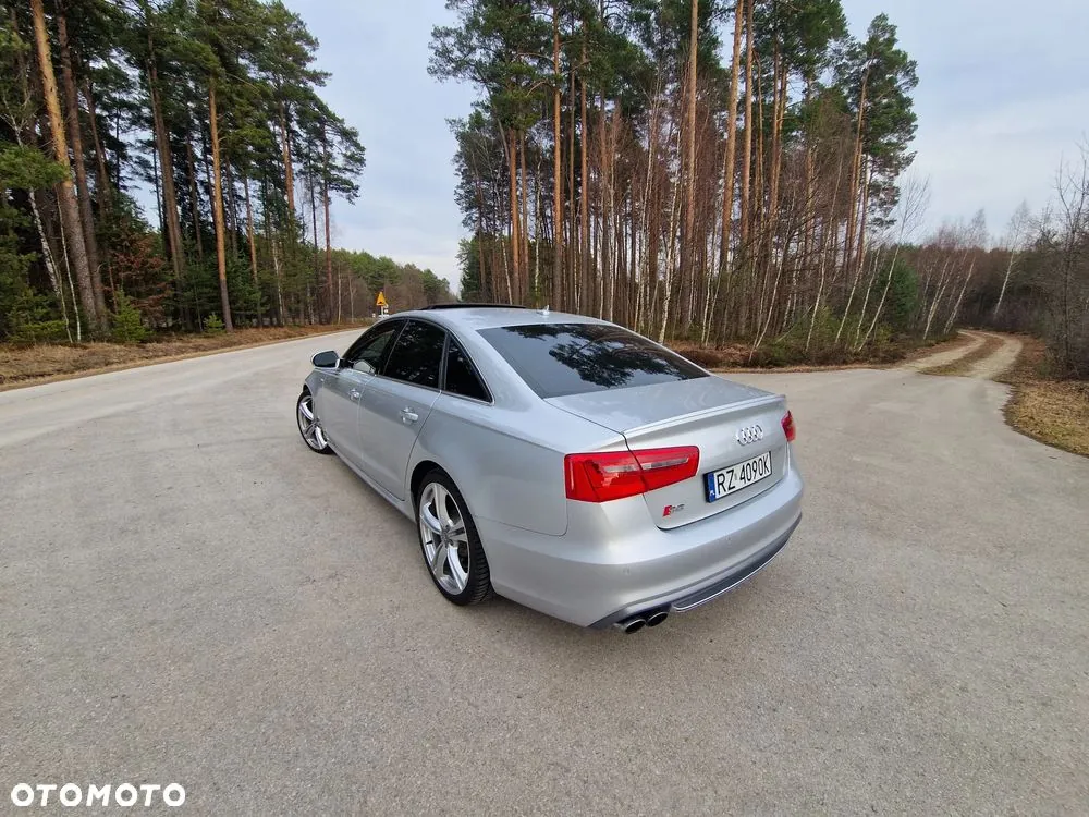 Audi S6 2012 photo 5