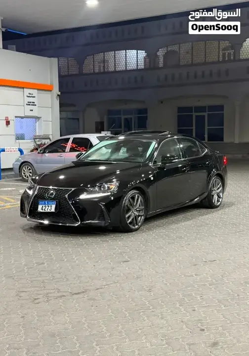 Lexus Is 2018 photo 3