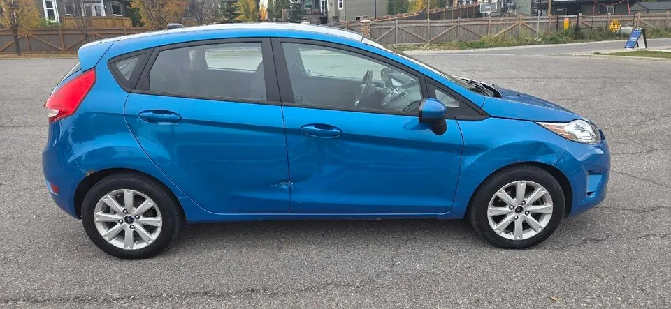 Ford Fiesta 2012 photo 3