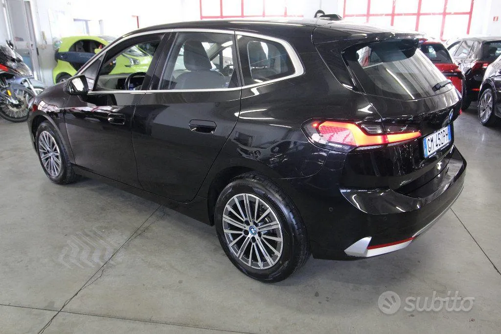 BMW 225E Xdrive Active Tourer 2023 photo 4